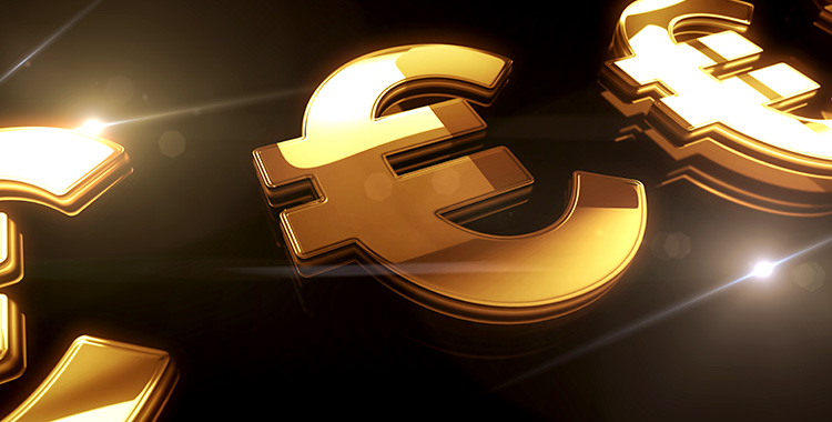 Euro-Symbol in Gold geprägt als Symbol für EUR-Stablecoins